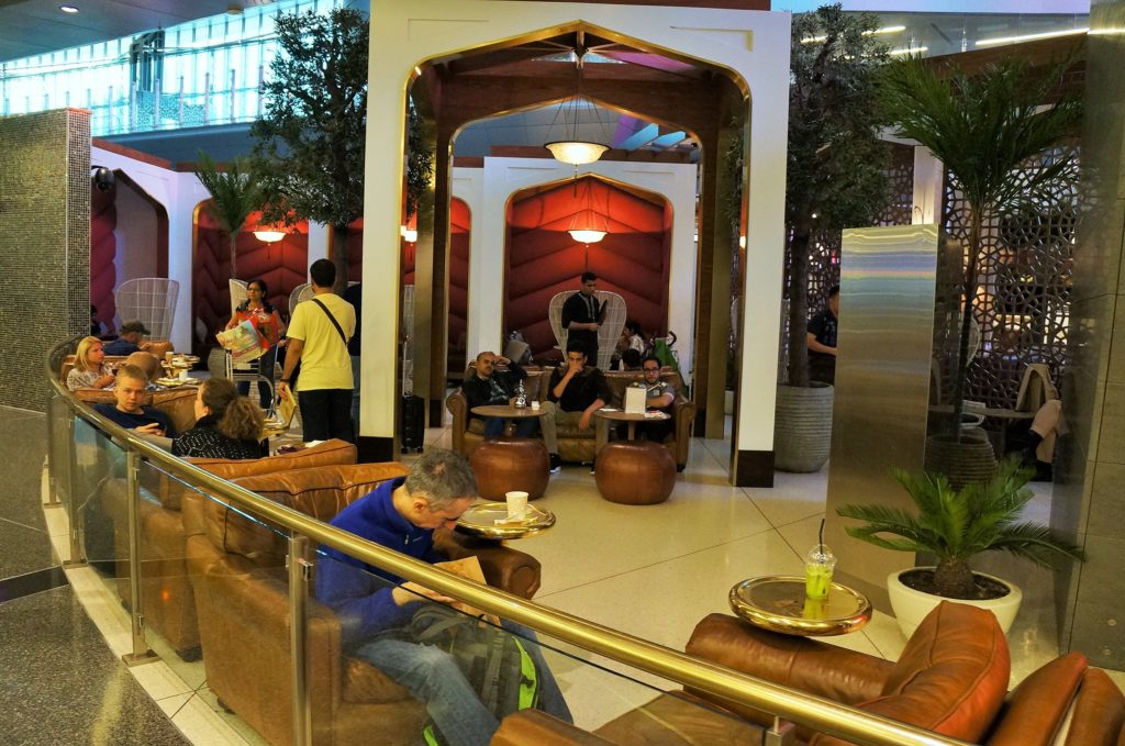 Restaurante Qataf é uma boa opção na conexão no aeroporto de Doha