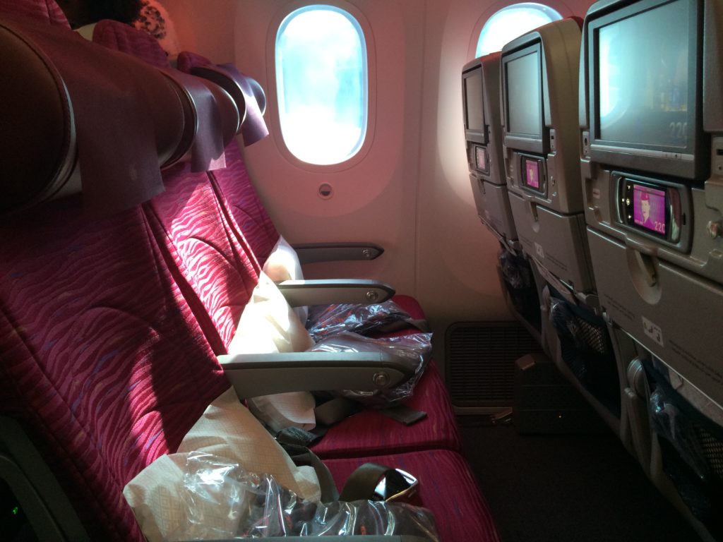 Voando com Qatar Airways de Doha para Bruxelas tivemos melhores assentos