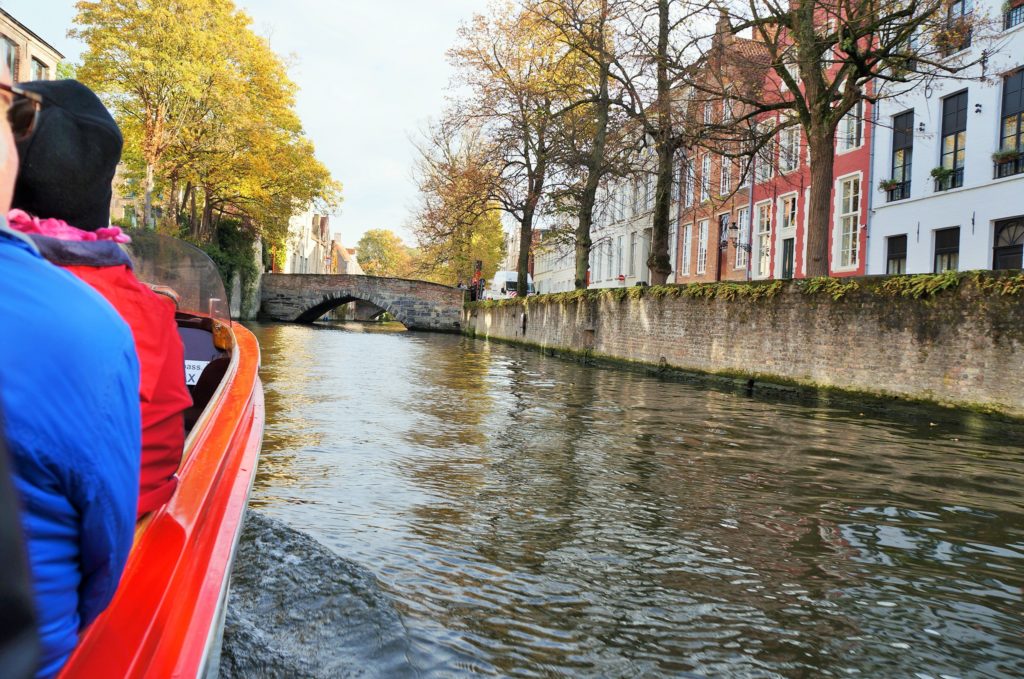 Passeio de barco em Bruges