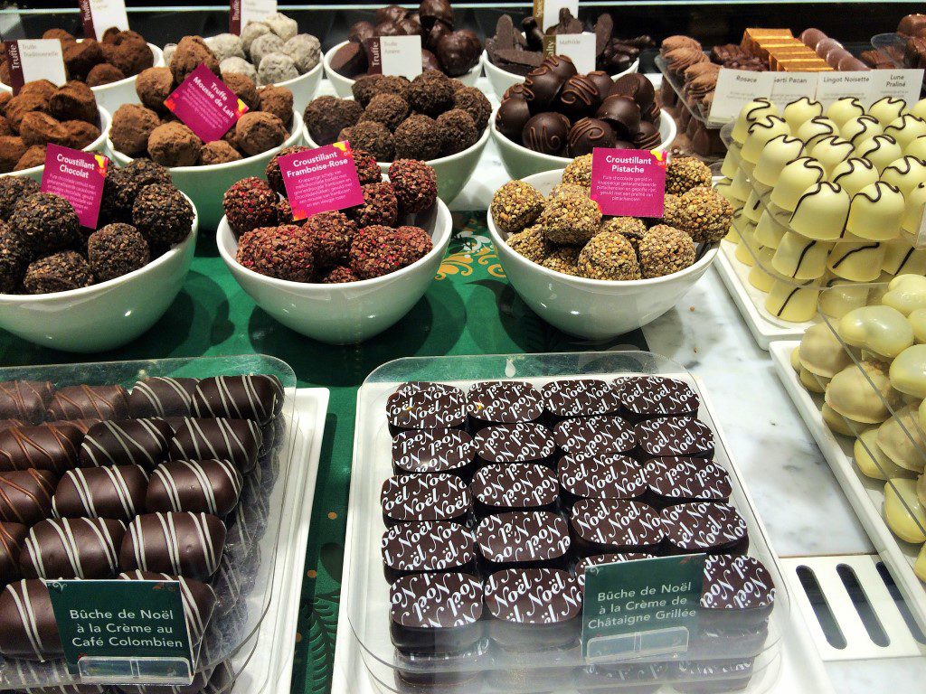 comidas imperdíveis para provar na Bélgica - prove as delicias de chocolate