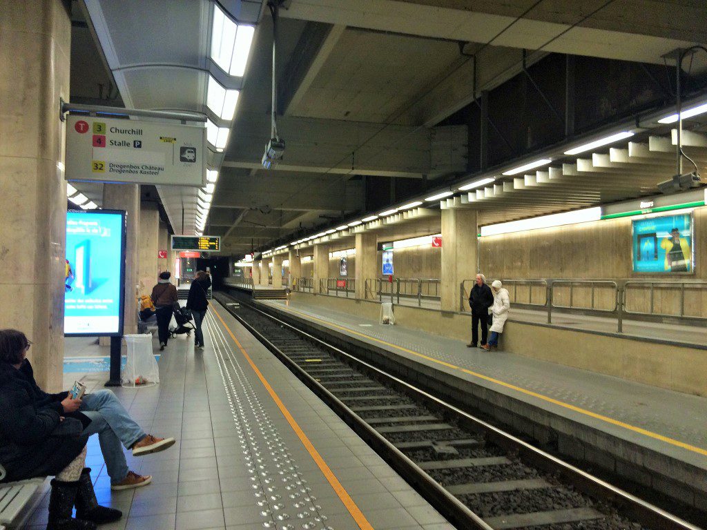 como se locomover em Bruxelas - estação de metrô