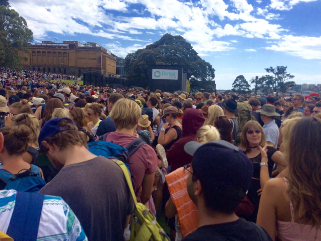 Onde não passar o Ano Novo em Sydney: fila ainda organizada