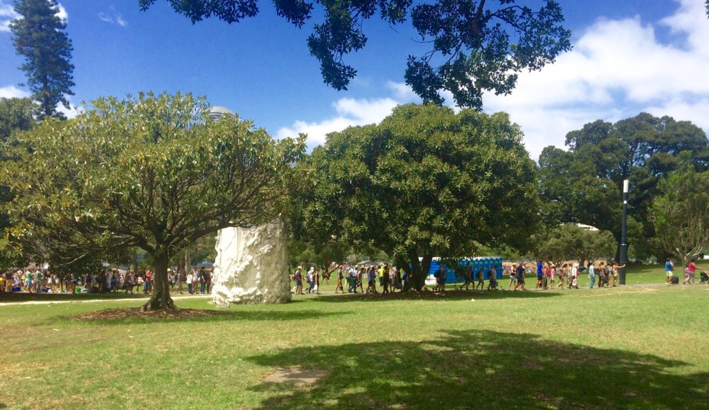 Onde não passar o Ano Novo em Sydney: fila organizada de novo