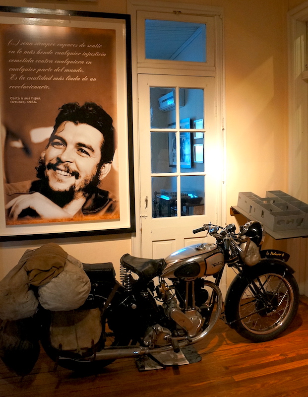 Cópia da moto no Museu de Che Guevara