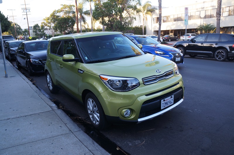 Alugar um carro em Los Angeles - esse foi o carro que aluguei