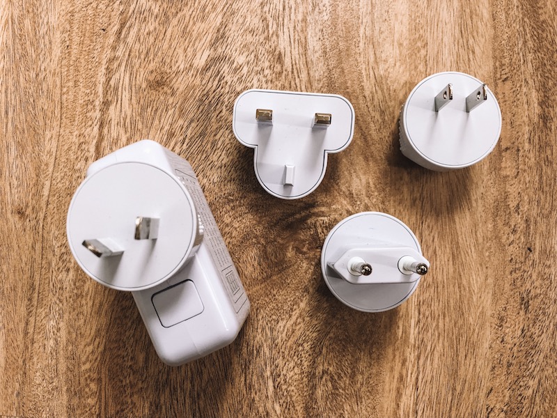 Adaptador de tomada para viagem