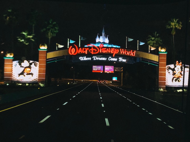 Entrando na área de resorts da Disney