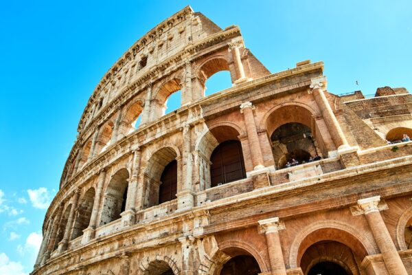 imagem do Coliseum Documentos para entrar na Itália?